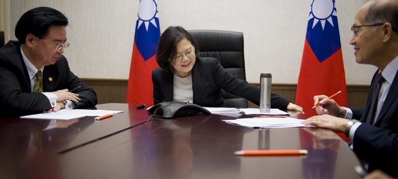 Phone conversation between Taiwanese President Tsai Ing-wen and US President-elect Donald Trump